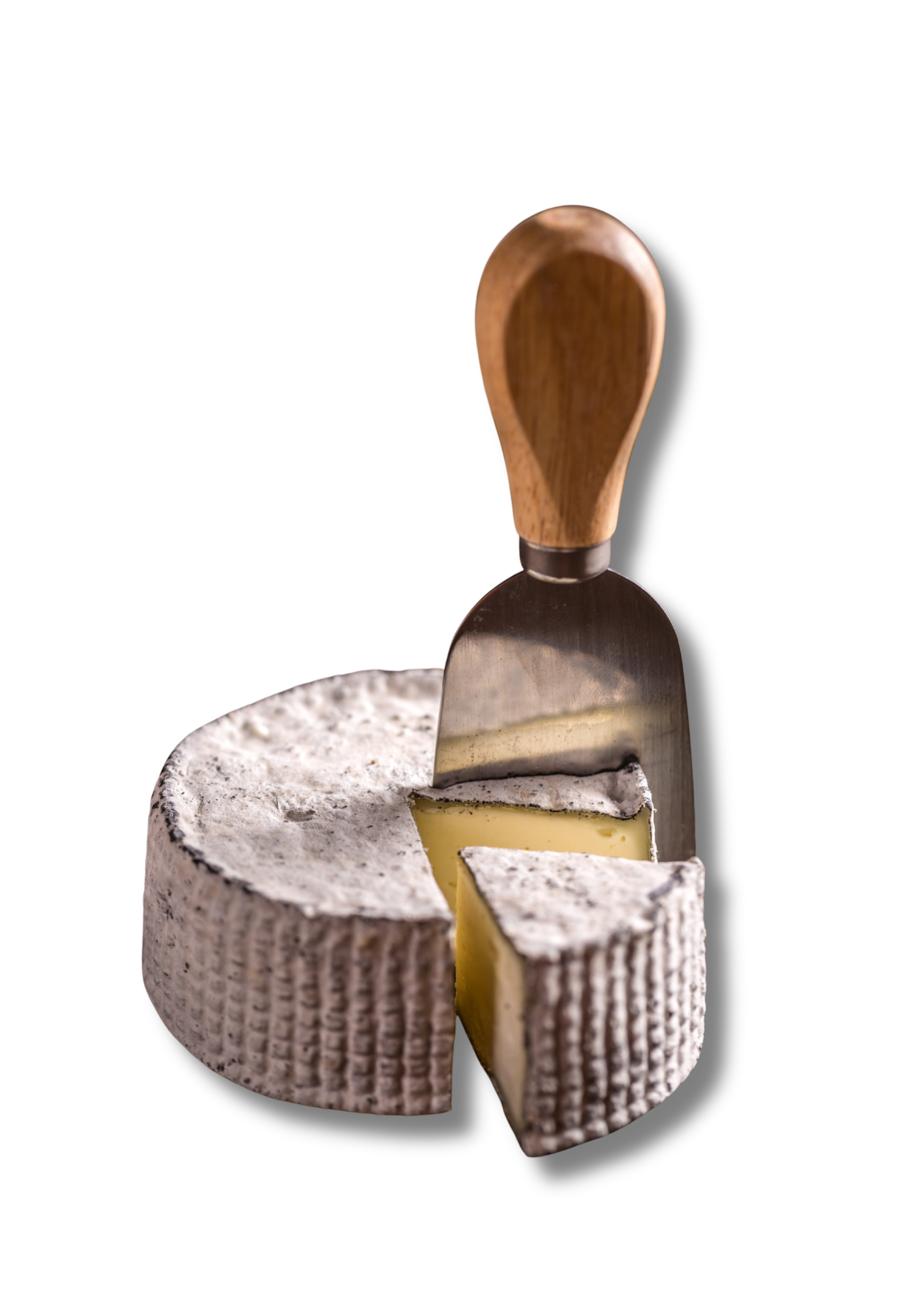 Ce fromage de brebis AOP, produit dans le Béarn et le Pays Basque, est apprécié pour sa texture onctueuse et son goût délicat.